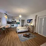 'impy' House Apartament