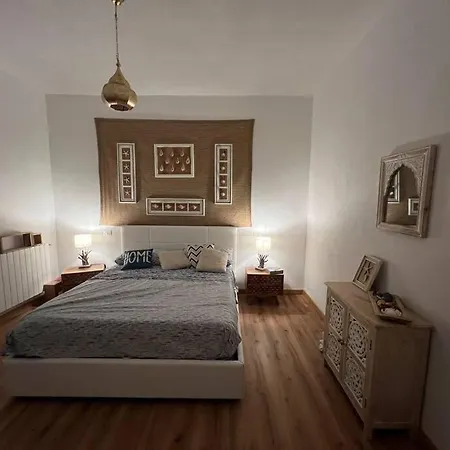 'impy' House דירה